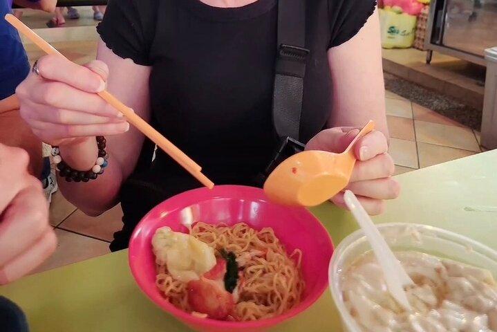 Lion City Legends & Hidden Gems: A Day You Won't Forget