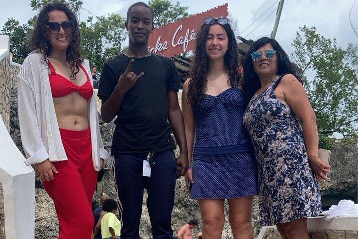 Private Negril 7 Mile Beach and Rick's Cafe Tour from Montego Bay