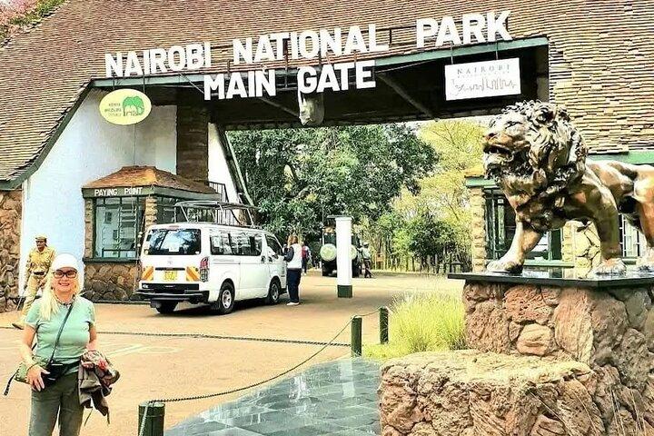 Nairobi National Park Half Day with Pickup