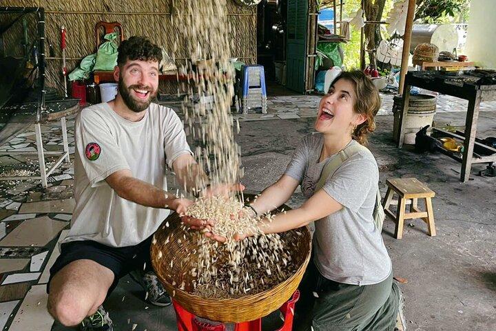 HCMC: Can Tho Floating Market - Son Islet 1-Day Mekong Delta Tour