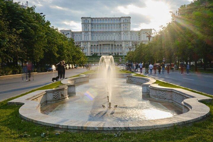 Bucharest Palace of Parliament : Italian guided tour
