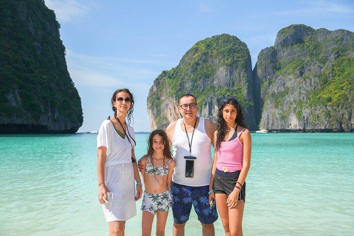 Phi Phi Islands & Maya Bay: Premium Service & All-Day Food