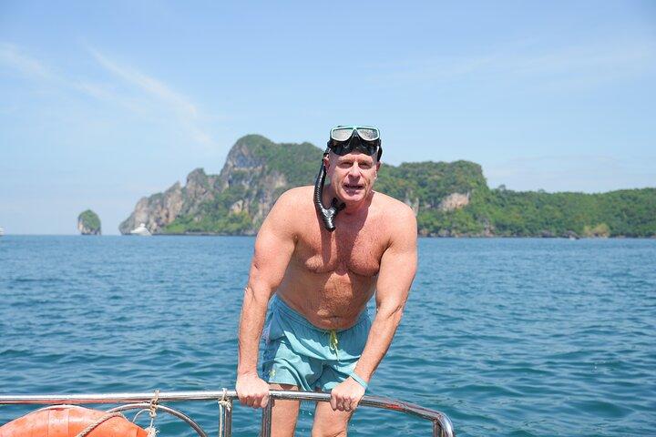 Phi Phi Islands & Maya Bay: Premium Service & All-Day Food