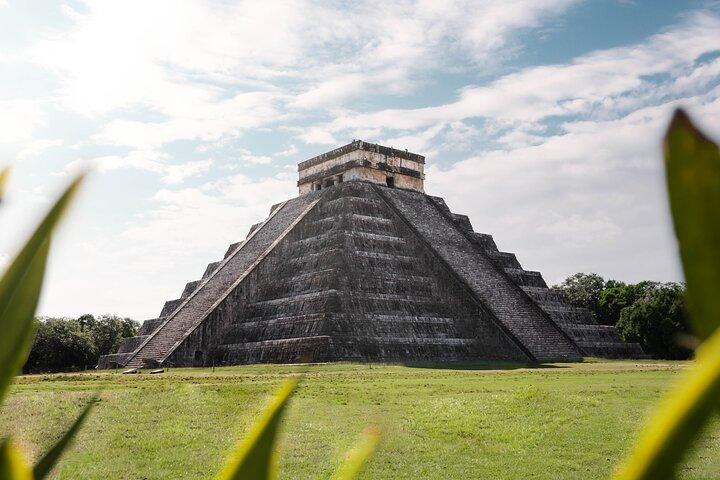 Chichen Itza Ticket with optional Guide