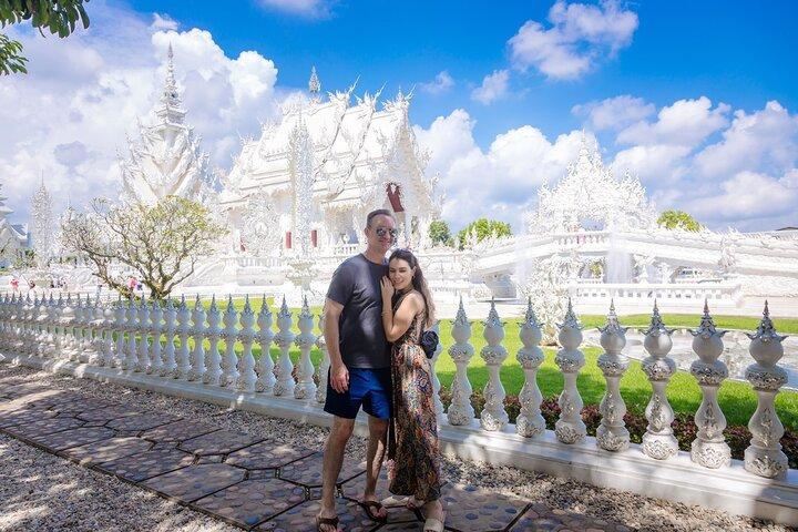 Chiang Rai White Blue Red Temples with Hot Spring from Chaing Mai