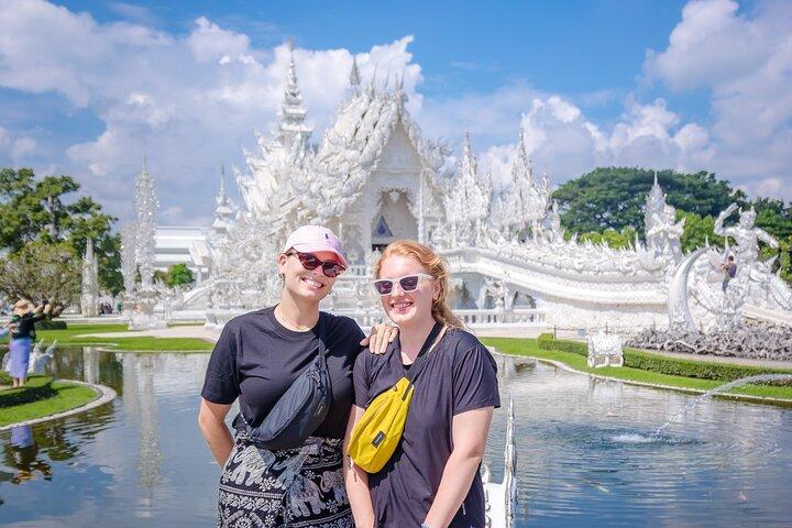 Chiang Rai White Blue Red Temples with Hot Spring from Chaing Mai