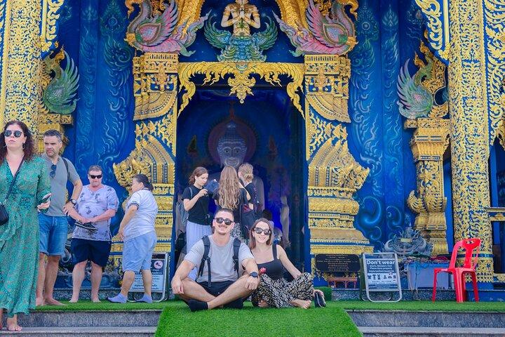 Chiang Rai White Blue Red Temples with Hot Spring from Chaing Mai