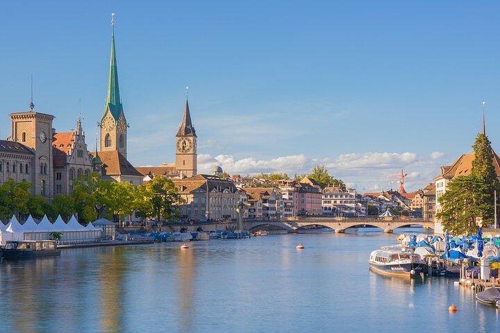 Zurich tour with Lake Zurich Cruise & Lindt Chocolate Experience