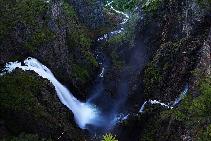 Guided tour - Hardangerfjord, Voss Gondola & 3 Great Waterfalls