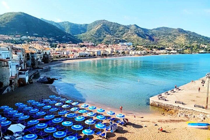 Palermo: Medieval castles of Caccamo & Cefalù. Small Group Tour