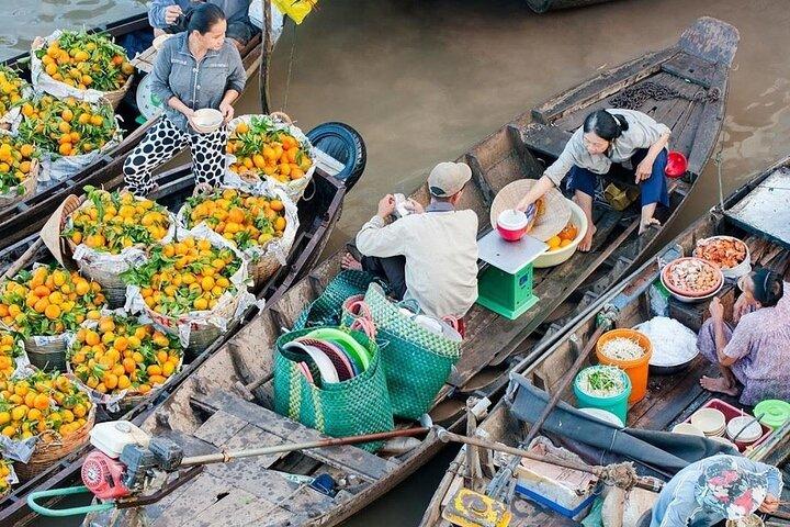 Half day Tour with Cai Rang Floating Market Cacao and Small Canal
