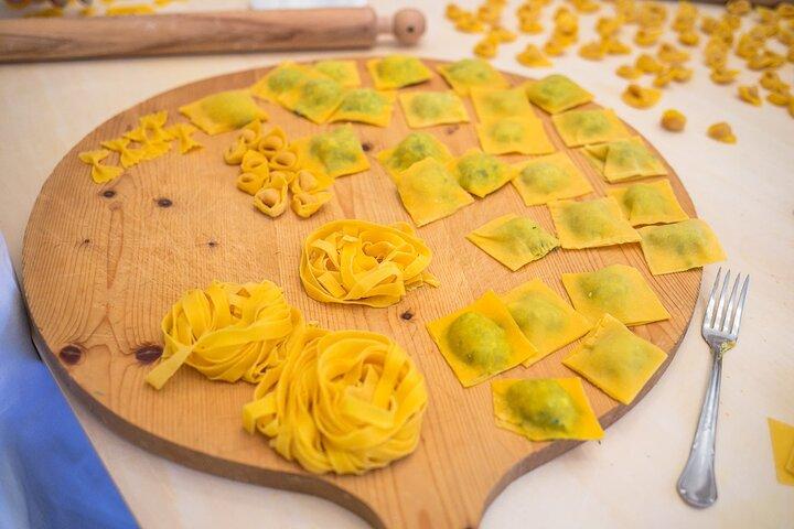Pasta and Tiramisu Cooking Class in Tuscany near Siena