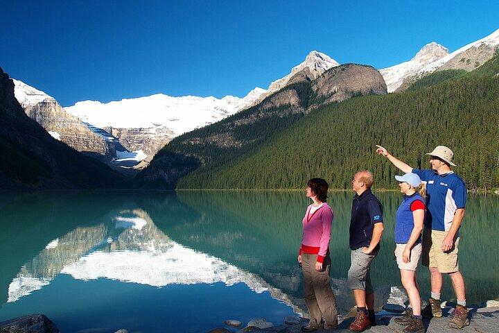 Lake Louise 、Moraine and Emerald Lake Tour from Calgary Banff