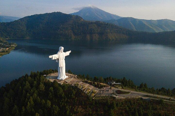 Explore North Sumatra : 7 Days Tour Adventure Package