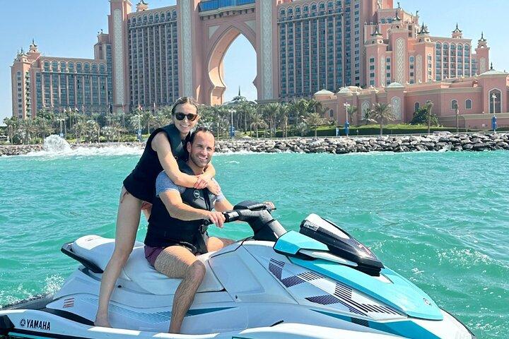 Dubai Skyline Jet Ski Tour + FREE PICS,VIDS & COFFEE