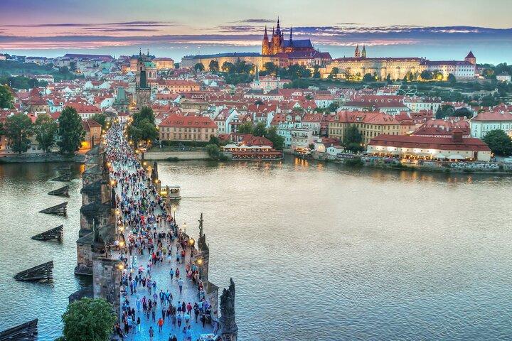 3-in-one Day Tour in Prague + Ebook