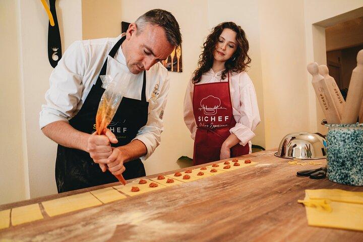 Florence Pasta and Gelato Cooking Class: Small Group Experience