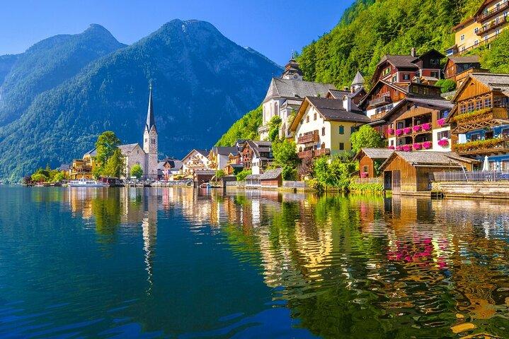 Private Scenic Austrian Alps Day Trip–Hallstatt, Salzburg & Melk