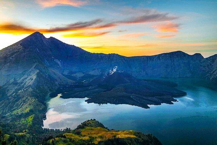 One Day Mount Rinjani Trek to Senaru Crater Rim