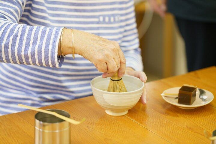 Matcha Grinding Experience and Walking Tour in Uji Kyoto