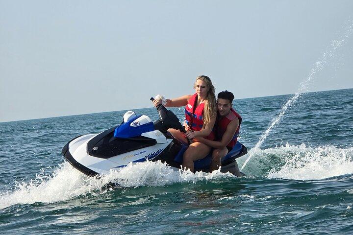 Jet Ski Dubai 30 minutes: Burj Al Arab with Free Photos & Videos.