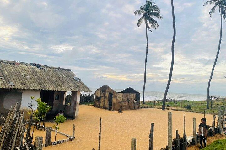 IR Sri lanka Colombo airport to kalpitiya hotel Van and Car Hire
