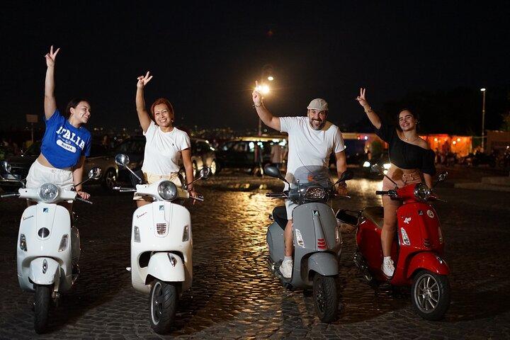 Rome Self-Drive Vespa with Photographer Licensed Required