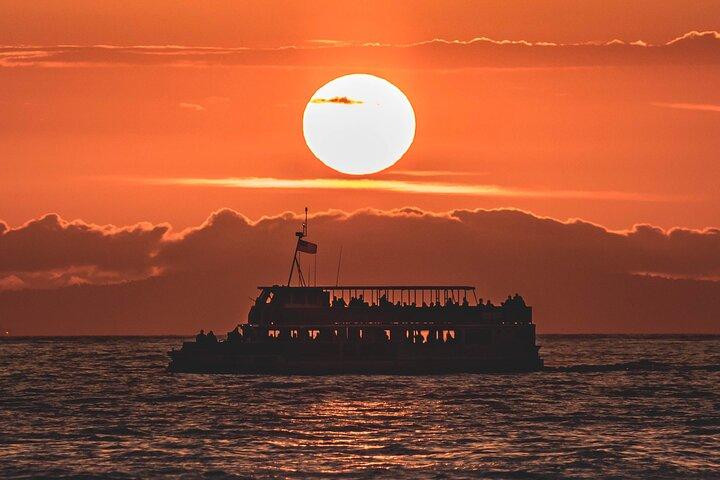 Relaxing Sunset/Evening Cruise in Newport Beach