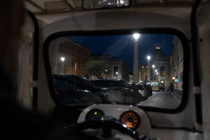 Private Night Tuk Tuk Tour in Rome