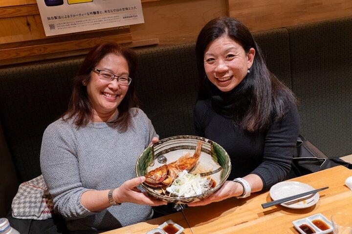 Tokyo Ginza Authentic Food Tour (Izakaya Hopping by local guide)