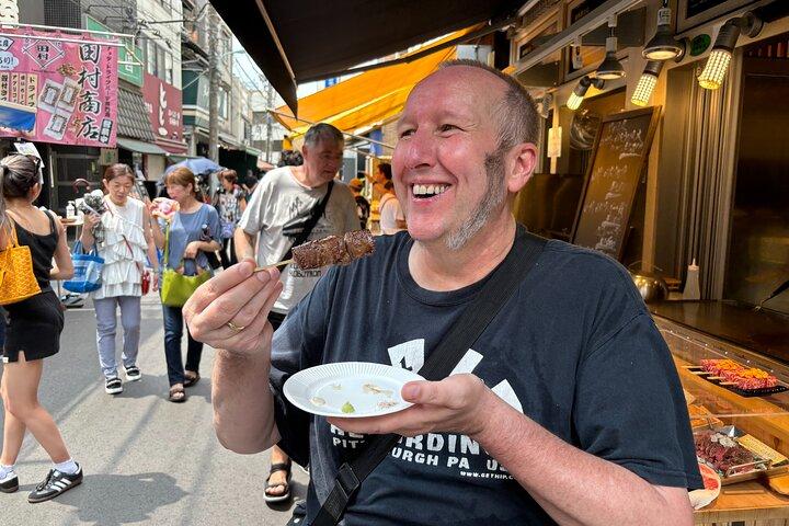 Tokyo: Private Tsukiji Fish Market Tour with 3 Food Stops