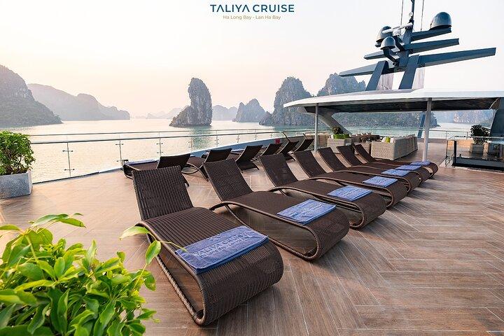 Taliya 5-Star Scenic Cruise: Ha Long Bay & Lan Ha Bay Tour