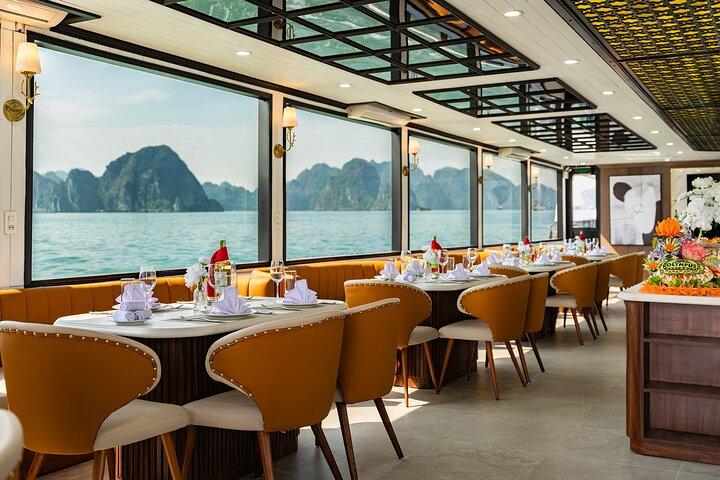 Hanoi to Halong Bay: Best Seller 5-Star Cruise with Lunch