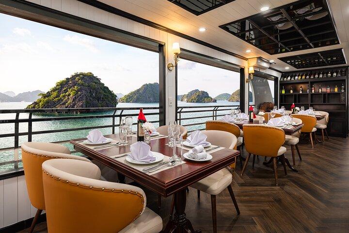 Hanoi to Halong Bay: Best Seller 5-Star Cruise with Lunch