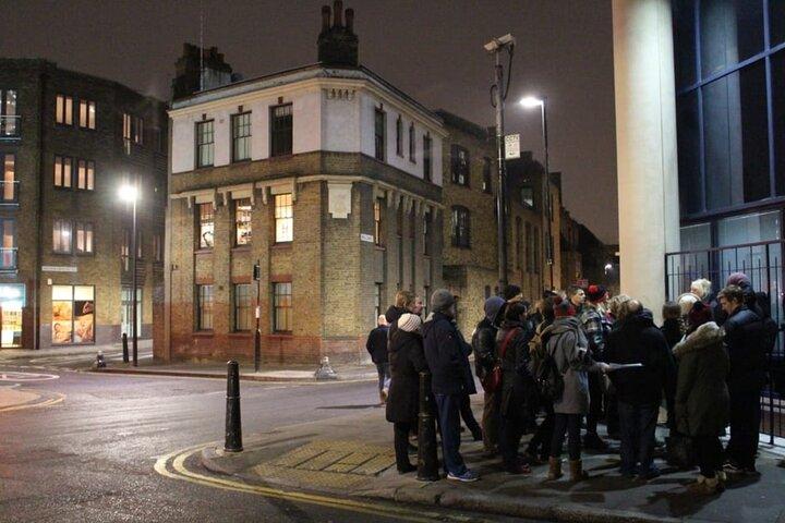 Jack the Ripper Small Group Guided Tour with an Expert Guide