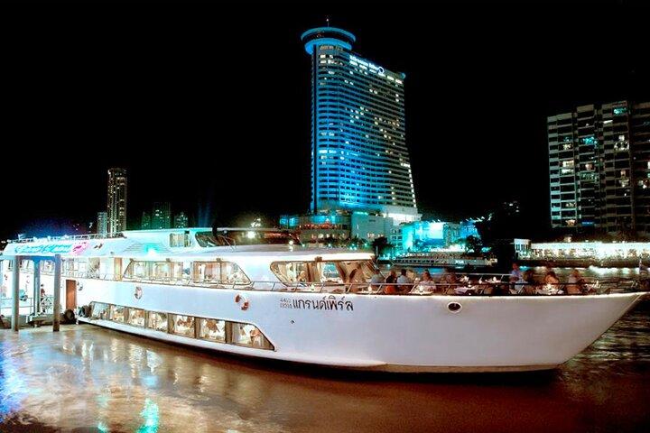Grand Pearl Dinner Cruise along Chao Phraya River with Pickup