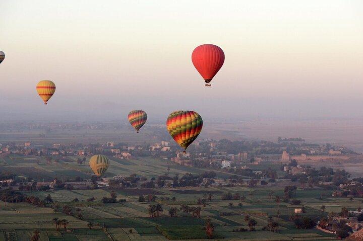 Luxury Sunrise Balloon Ride in Luxor with Pickup