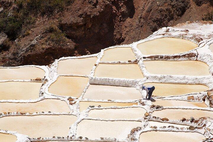 Excursion to Moray and salt mines with visit centre textil.