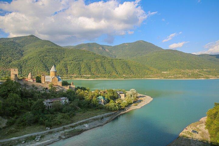 Tbilisi to Kazbegi, Gudauri, Ananuri and Gergeti Guided Day Trip