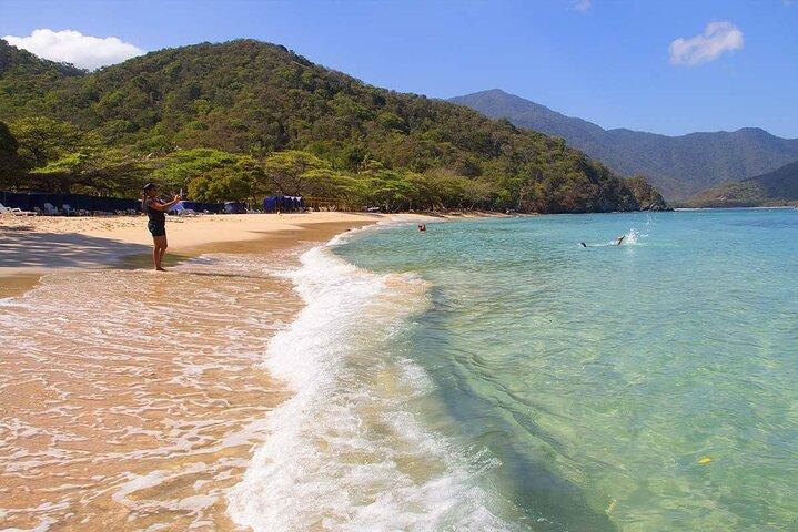 Cabo San Juan Beach Tour of Tayrona Park in Lancha