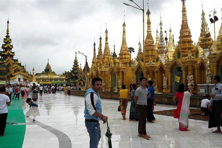 Half Day Spiritual Shwedagon Pagoda Tour in Yangon
