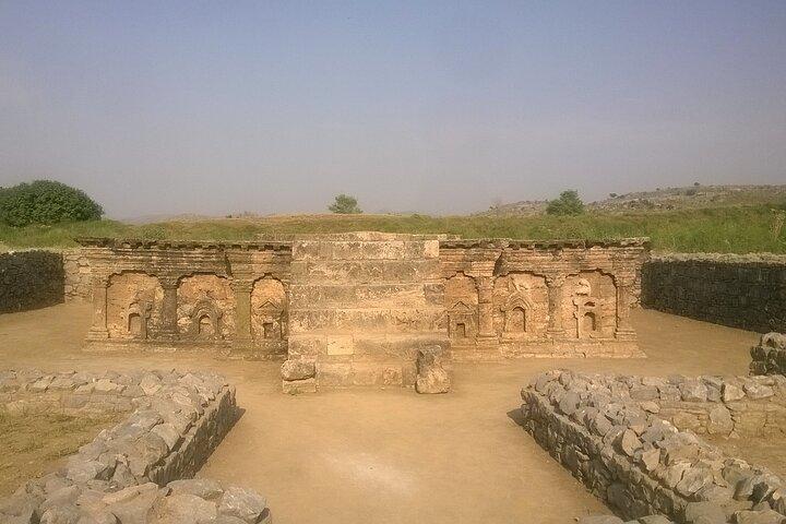 Full Day Islamabad & Taxila UNESCO Site Tour