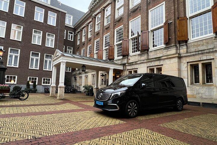 Private Amsterdam Transfer from or to Rotterdam Cruise Port