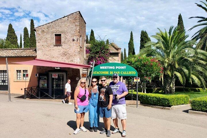 Mamertine Prison and Catacombs Tour with minivan & tour leader