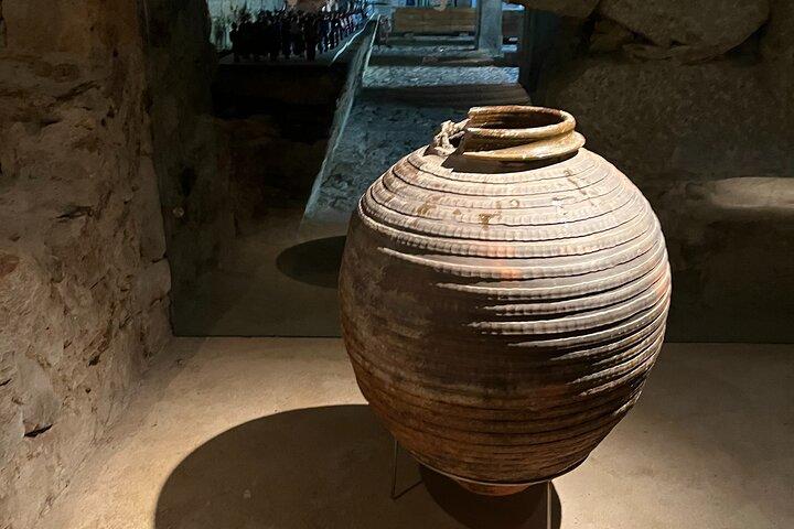 Wine tour at Mosteiro de Tibães with an exclusive wine tasting