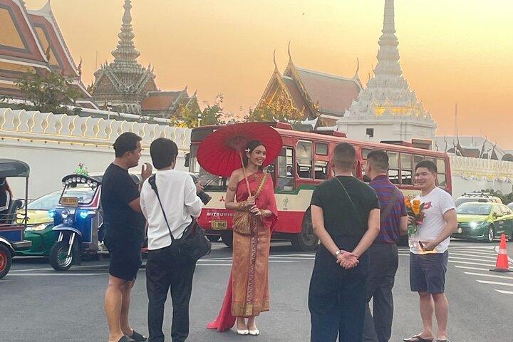 Bangkok Night Tour Michelin Street Food Chinatown by Tuk Tuk