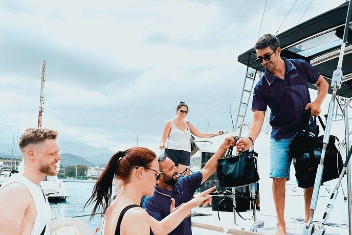 Heraklion Private Sailing Catamaran Cruise to Dia with Lunch