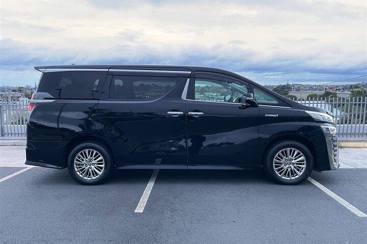Auckland Airport/CBD Transfer 1-7 traveler (VIP/Luxury Vehicles)