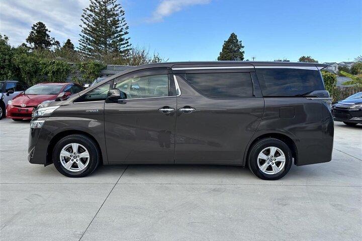 Auckland Airport/CBD Transfer 1-7 traveler (VIP/Luxury Vehicles)