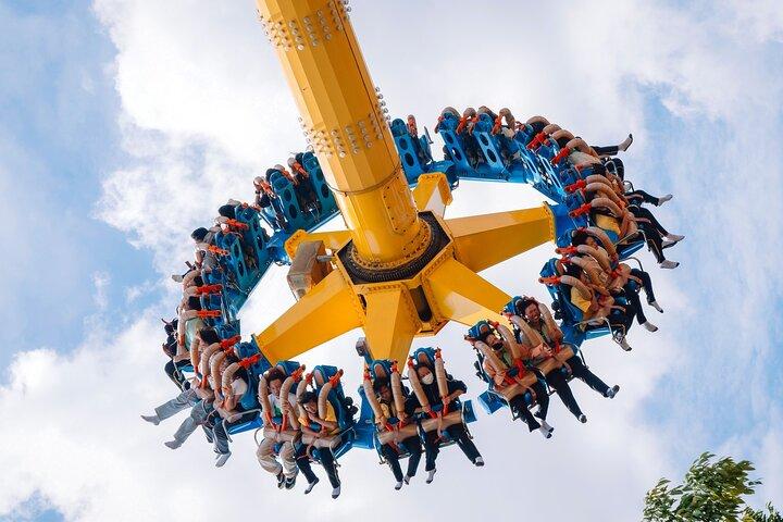 Dream World Bangkok Entry Ticket with Unlimited Rides